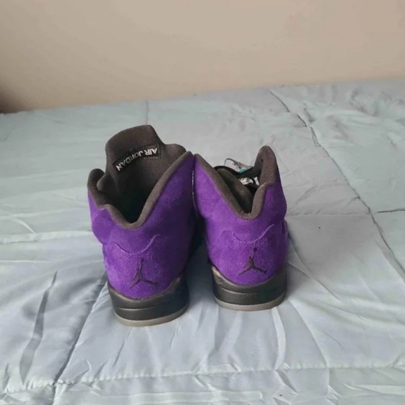 alternate grape 5 on feet